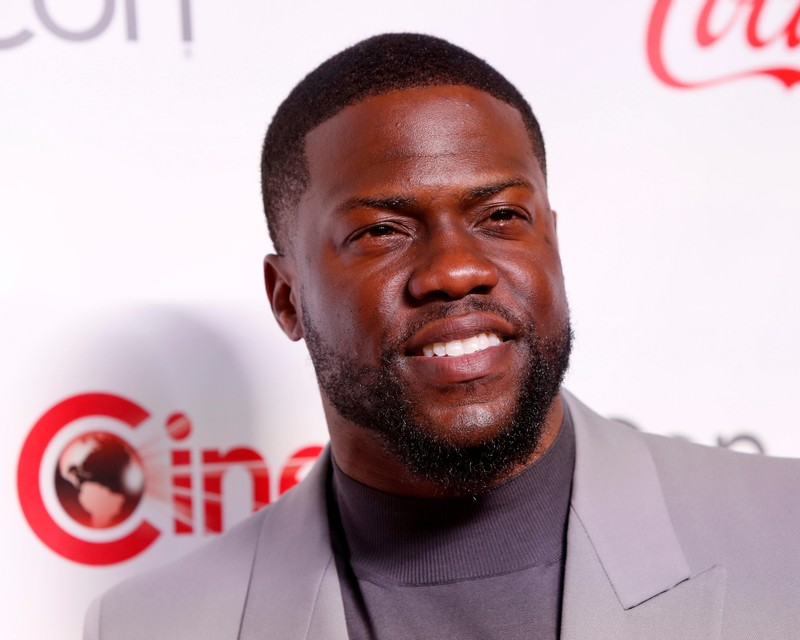 Comedian Kevin Hart Suffers Serious Spinal Injuries in Los Angeles Car Accident