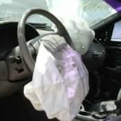 Hyundai auto recall for airbags