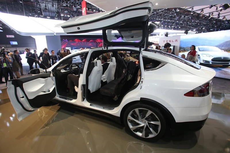 Tesla Recalling Model X SUVs for Seat Defects