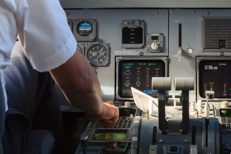 British Airways Pilot Died from Inhaling Contaminated Air in Cockpit