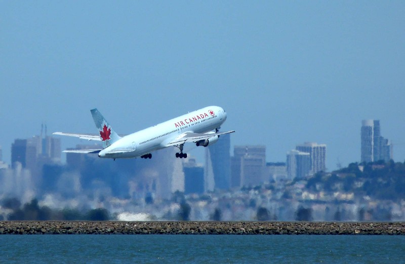 Airline Workers Should Receive Wage Statements Under California Labor Code Section 226