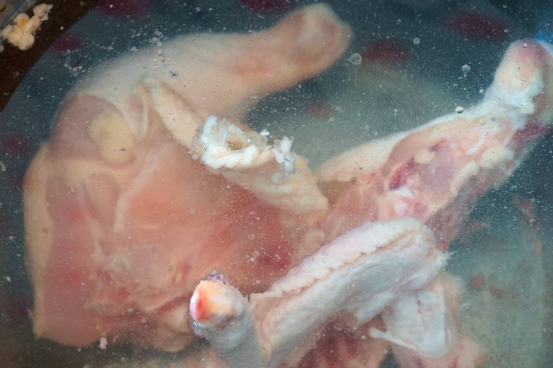 Nearly 100 Sickened Nationwide After Eating Salmonella Tainted Chicken